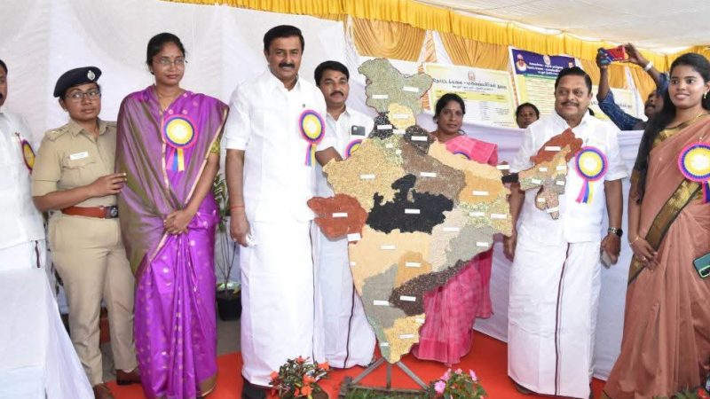 நீலகிரி மாவட்டத்தில் பொருட்கள் கண்காட்சியினை திரு.மு.பெ.சாமிநாதன் அவர்கள், துவக்கி வைத்து, பார்வையிட்டார…