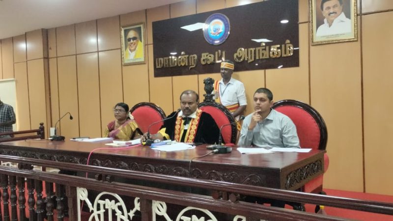 தூத்துக்குடி மாநகரின் வளர்ச்சி பணிகளுக்கு முக்கியம் அளிப்பேன் :- ஆணையர் பானோத் ம்ருகேந்தர் லால்தூத்துக்குடி மாநகராட்சியின் அனைத்து வளர்ச்சி பணிகளுக்கும் முக்கியம் கொடுத்து செயல்படுவேன் என்று புதிய ஆணையராக பொறுப்பேற்றுள்ள பானோத் ம்ருகேந்தர் லால் தெரிவித்தார்.
