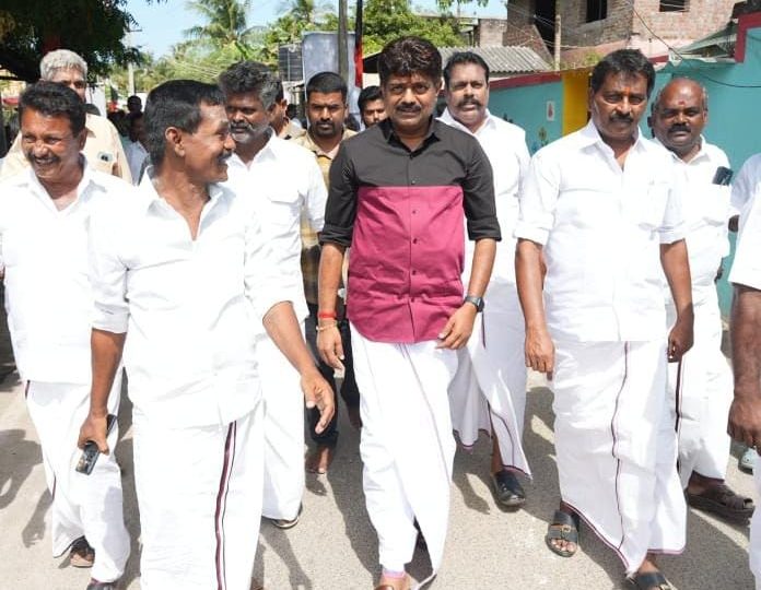 ராமநாதபுரம் மாவட்டம், இராமேஸ்வரம் நடராஜபுரத்தில் புதிய சுகாதர நிலையத்தை கழக தலைவர் தமிழ்நாடு முதலமைச்சர் கழக இளைஞர் அணி செயலாளர் துணை முதலமைச்சர் உதயநிதி ஸ்டாலின் ஆகியோர் நல் வாழ்த்துக்களோடு சட்டமன்ற உறுப்பினர் காதர் பாட்சா முத்துராமலிங்கம் எம் எல்ஏ திறந்து வைத்தார்.