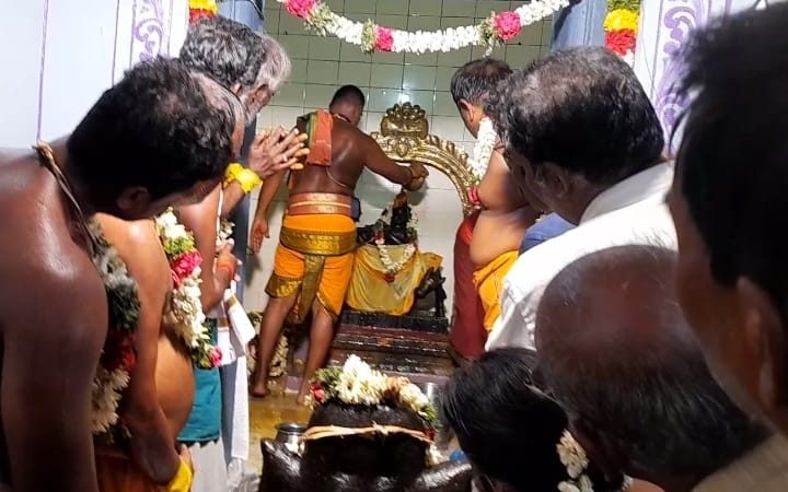 ராமநாதபுரம் மாவட்டம்,ராமநாதபுரம் வெளிப்பட்டிணம் யாதவ மகாசபைக்கு பாத்தியமான அருள்மிகு ஸ்ரீ கண்ணன் ஆலய ஜீரணோத்தாரண அஷ்டபந்தன மகாகும்பாபிஷேக விழா கண்ணன் (ம)பரிவார தெய்வங்களுக்கு மிகச் சிறப்பாக நடைபெற்றது.