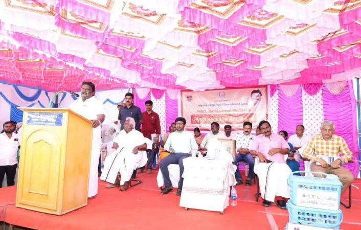 பெரம்பலூர் மாவட்டம் குன்னம் தொகுதிக்கு உட்பட்ட ஆலத்தூர் ஒன்றியம் கொட்டரை ஊராட்சியில் நடைபெற்ற மக்கள் தொடர்பு திட்ட முகாமினை துவக்கி வைத்தார்.