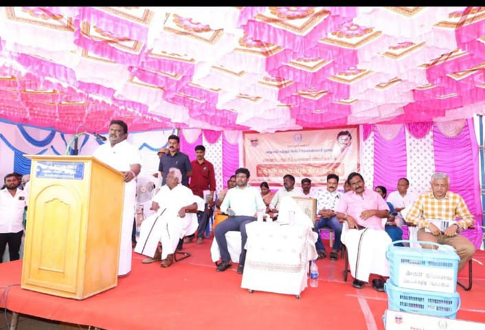 பெரம்பலூர் மாவட்டம் குன்னம் தொகுதிக்கு உட்பட்ட ஆலத்தூர் ஒன்றியம் கொட்டரை ஊராட்சியில் நடைபெற்ற மக்கள் தொடர்பு திட்ட முகாமினை துவக்கி வைத்தார்.