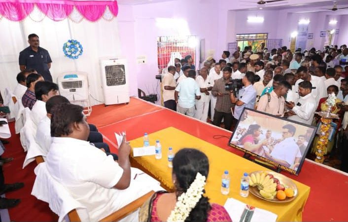 மாண்புமிகு தமிழ்நாடு முதலமைச்சர் மு க ஸ்டாலின் அவர்கள் உங்களுடன் ஸ்டாலின் திட்டத்தினை சிதம்பரத்திலிருந்து தமிழ்நாடு முழுவதும் காணொளி காட்சியின் வாயிலாக துவக்கி வைத்தார்.