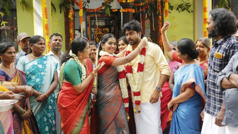 நகைச்சுவை படங்களுக்கு என்றுமே மவுசு குறையாது என்பார்கள். காமெடியில் கலக்கிய, வசூலை குவித்த , மக்களின் மனதை கொள்ளை கொண்ட படங்கள் ஏராளம்.
