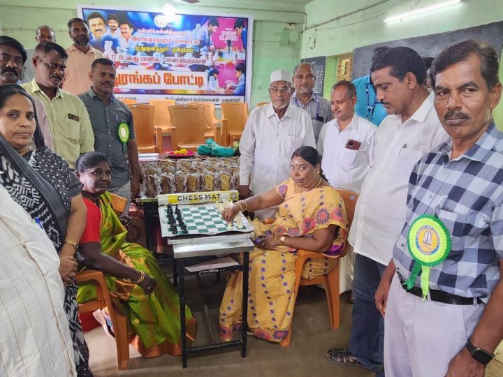 2025 2026 ஆம் கல்வியாண்டிற்கான முதுகுளத்தூர் ஒன்றிய அளவிலான சதுரங்க போட்டிகள் பள்ளிவாசல் மேல்நிலைப் பள்ளியில் நடைபெற்றது.