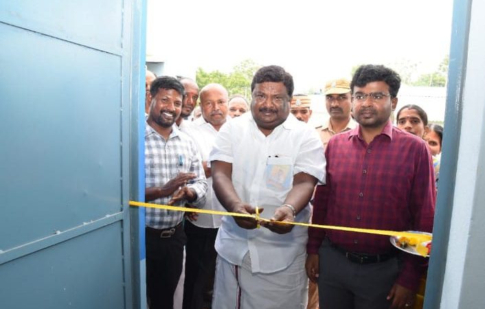 பெரம்பலூர் மாவட்டம் போக்குவரத்து மற்றும் மின்சாரத்துறை அமைச்சர் சா.சி.சிவசங்கர்  ஆலத்தூர் ஊராட்சி ஒன்றியத்திற்குட்பட்ட பல்வேறு பகுதிகளில் ரூ.3.87 கோடி மதிப்பிலான பல்வேறு புதிய திட்டப்பணிகளுக்கு அடிக்கல் நாட்டி முடிவுற்ற திட்டப் பணிகளை பொதுமக்களின் பயன்பாட்டிற்கு திறந்து வைத்தார்கள்.