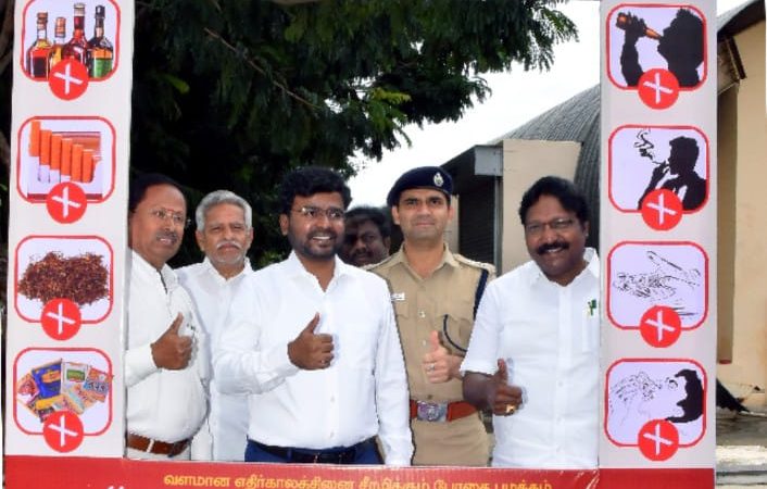 பெரம்பலூர் மாவட்டம்தமிழ்நாடு துணை முதலமைச்சர் உதயநிதி ஸ்டாலின் தலைமையில், சென்னையில் நடைபெற்ற “போதைப் பொருட்கள் இல்லாத தமிழ்நாடு” உறுதிமொழி ஏற்கும் நிகழ்வினை பெரம்பலூர் மாவட்டத்தில் உள்ள பள்ளி, கல்லூரிகளில் பயிலும் மாணவ மாணவிகள் நேரலையில் கண்டு உறுதிமொழி ஏற்றனர்.