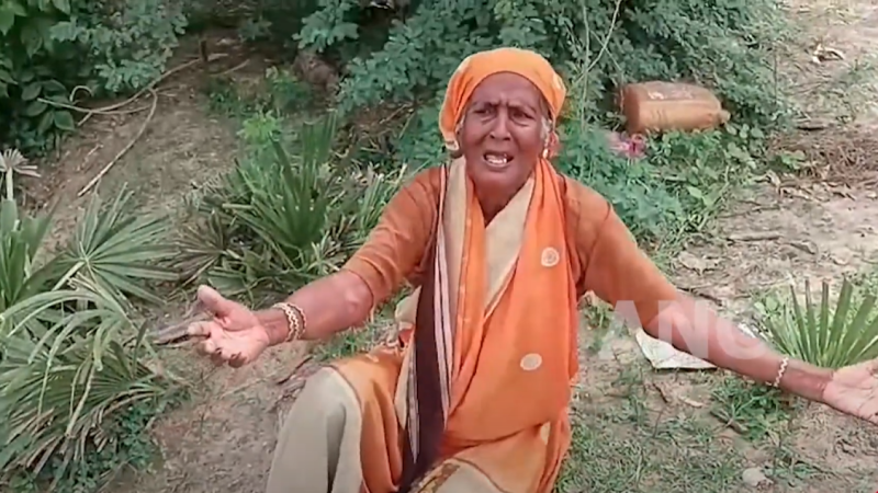 காவேரி வைகை குண்டாறு உகரநீர் திட்டத்திற்கு இடம் கையகப்படுத்துவதை ஒட்டி அளவீடு செய்யும் பணியை தடுத்து நிறுத்திய கிராம மக்களால் பரபரப்பு ஏற்பட்டது