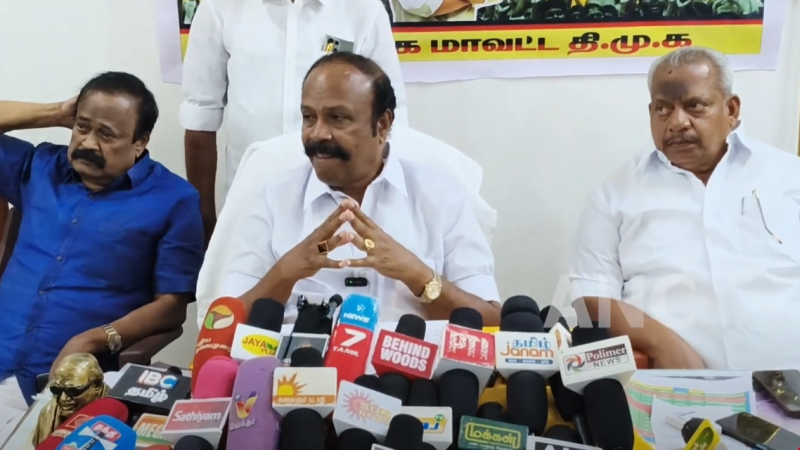 உலகத்திலே ஆம்புலன்ஸை பார்த்தால் அலர்ஜியாகும் ஒரே மனிதர் எடப்பாடி பழனிச்சாமி தான்