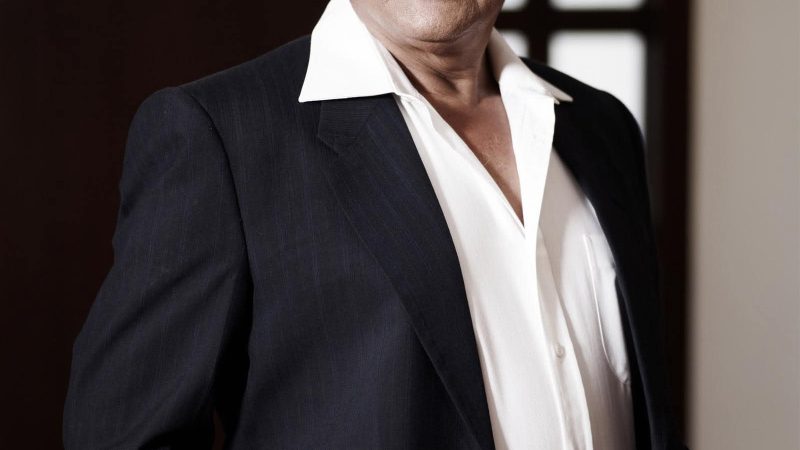 சிவகுமாரின் வாழ்வியல், எல்லா நடிகர்களுக்கு மட்டுமின்றி அனைத்து மனிதர்களுக்குமான பாடம் புகட்டும் மார்க்கேண்டயன் நூறாண்டை தாண்டியும் மனம் உடல் நலத்துடன் வாழ வேண்டி பிறந்த நாள் வாழ்த்துகளை தெரிவிச்சுக் கொள்வதில் பெருமகிழ்ச்சி