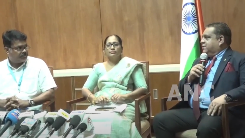 மதுரையில் ஸ்ரீலங்கா சுற்றுலாத்துறை மேம்படுத்தும் விதமாக ஸ்ரீலங்கா சுற்றுலாத்துறை சார்பில் கண்காட்சி நடைபெற்றது