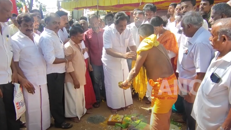 மதுரை மாநகராட்சி புதிய உபகழிவு நீரேற்று நிலையம் அமைப்பதற்கான பூமி பூஜை வணிகவரி மற்றும் பதிவுத்துறை அமைச்சர் அவர்கள் தலைமையில் நடைபெற்றது.