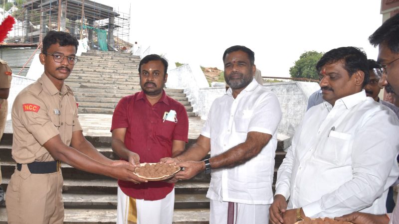 பழனி அருள்மிகு பாலதண்டாயுதபாணி திருக்கோவில் நிர்வாகம் அறிவிப்பு!