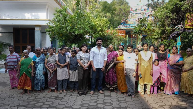 தனது குடும்பத்துடன் ‘உதவும் கரங்கள்’ இல்லத்தில் குழந்தைகள் மற்றும் முதியோர்களுடன் பிறந்தநாள் கொண்டாடிய நடிகர் அருண் விஜய்!
