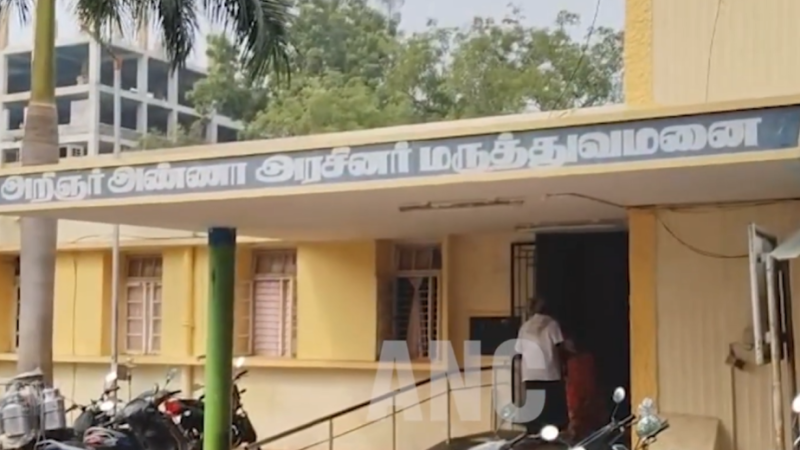 மது அருந்தி தாறுமாறாக ஓட்டப்பட்ட கார் பிரியாணி கடைக்குள் புகுந்ததால் பரபரப்பு