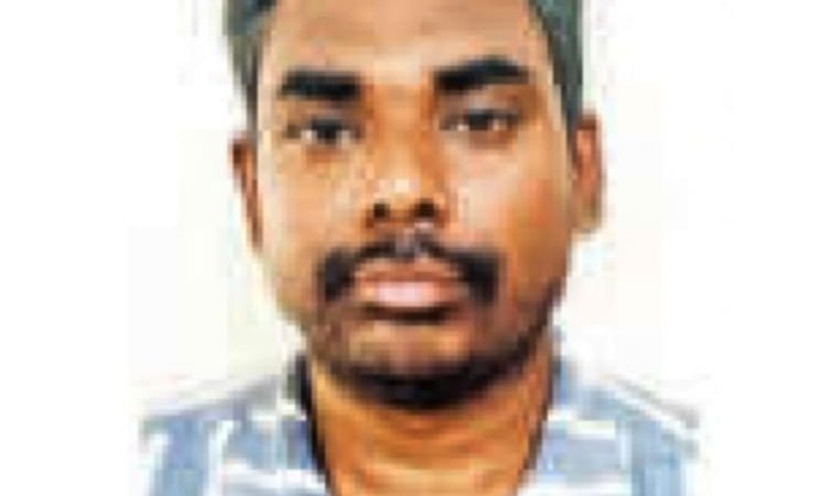 கடலாடியில் போலிவக்கீல் கைது