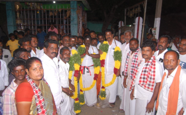 மதுரை அலங்காநல்லூர் ஒன்றியத்தில் அதிமுக வேட்பாளர் மாணிக்கம் தீவிர வாக்கு சேகரிப்பு: