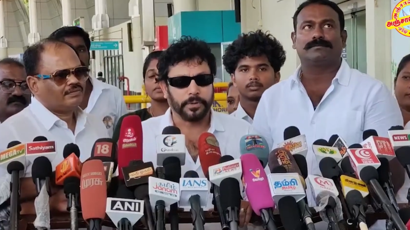 மதுரை விமான நிலையத்தில் ஸ்ரீநாத் பேட்டி