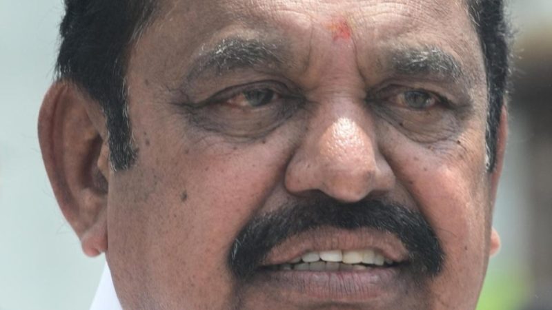 அதிமுக பொதுச்செயலாளர் எடப்பாடி பழனிச்சாமி அவர்கள் மாவட்ட செயலாளர்களை மாற்றி உத்தரவு
