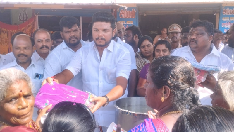 தமிழக முதல்வர் ஜோசப் விஜய் அவர்களின் ஆணைக்கிணங்க தமிழகத்தில் கோடைகால தண்ணீர் பந்தல் தமிழகத்தில் திறக்க வேண்டும் என உத்தரவு பிறப்பித்ததின் பேரில்