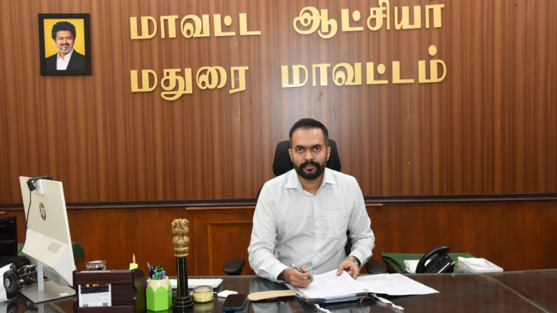 செய்தித்தாள்களை அதிகம் படித்து முதல் முயற்சியிலேயே ஐஏஎஸ்! மதுரையின் புதிய ஆட்சியராக பொறுப்பேற்றுக்கொண்ட ஆகாஷ் ஐ.ஏ.எஸ்.,